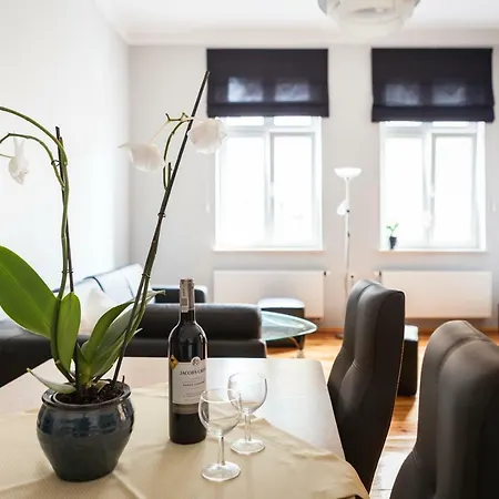 アパート Czar Garbar *